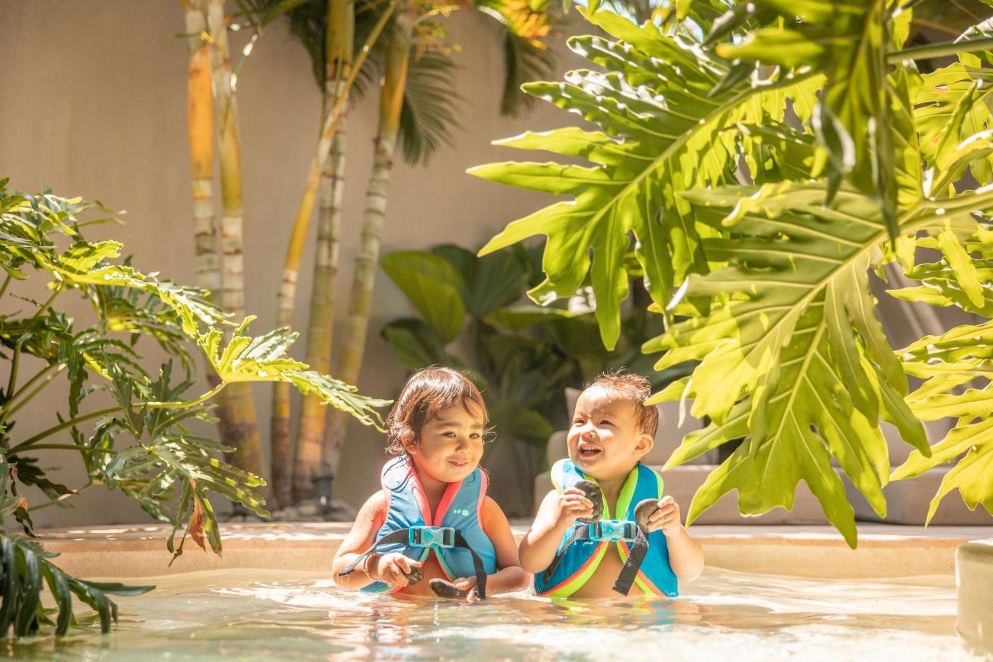 Villa Feh Bali By House Of Winds - Neo Tropical Eden Near Canggu Kerobokan Exterior foto
