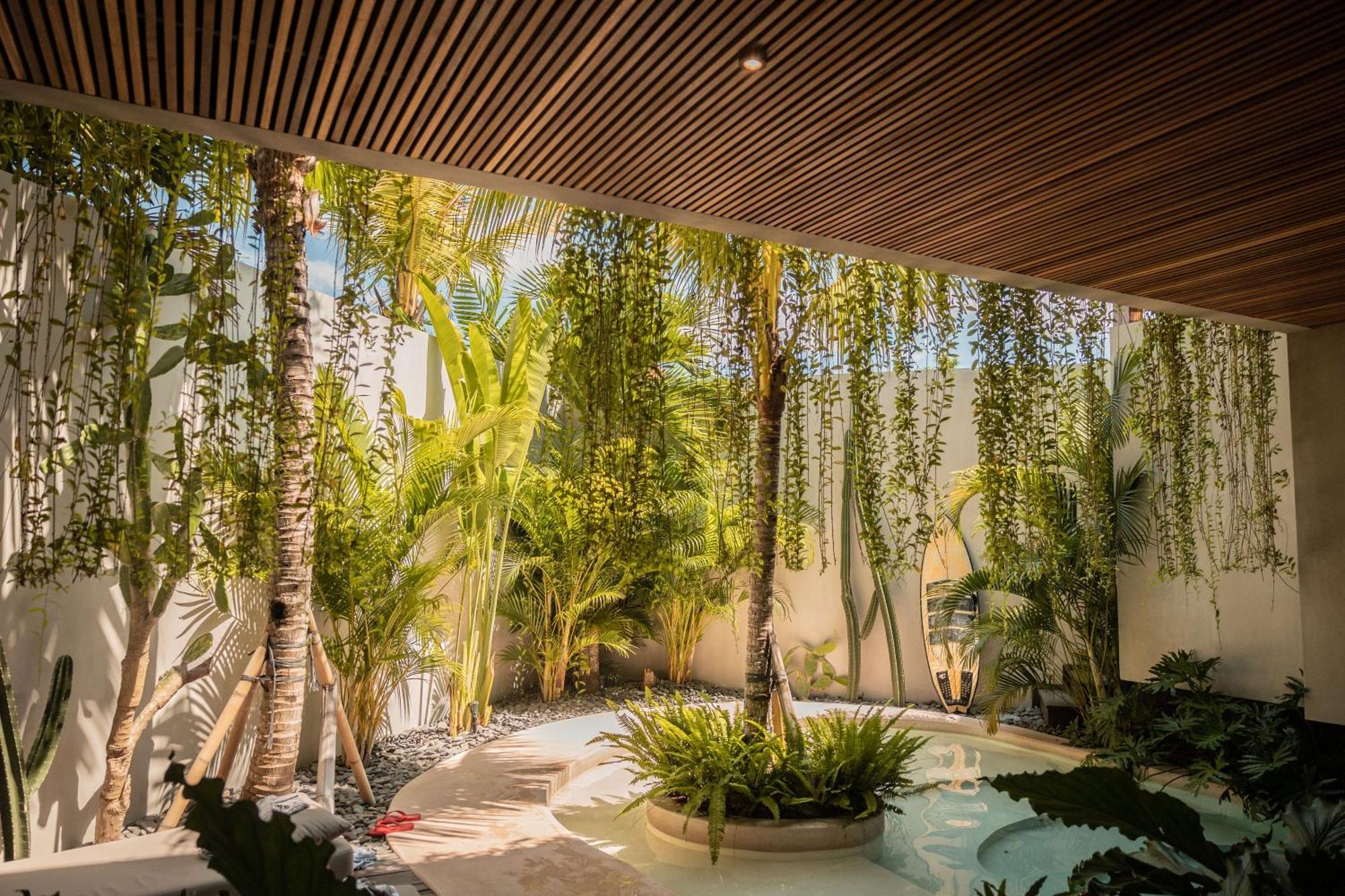 Villa Feh Bali By House Of Winds - Neo Tropical Eden Near Canggu Kerobokan Exterior foto